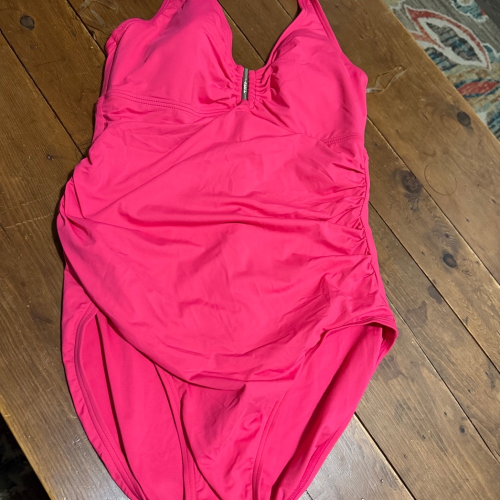 Calvin Klein Womans One Piece Swimsuit Size 12 New With Tags